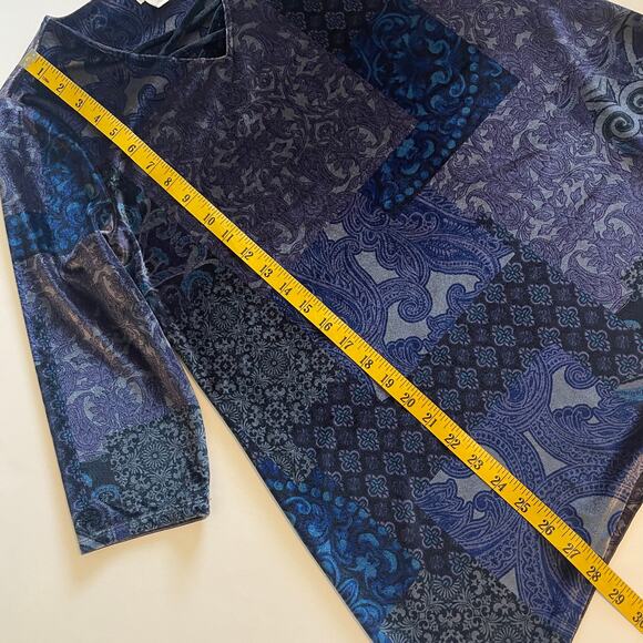 Chicos Midnight Paisley Patchwork Tunic Size 0 (Womens Small) Velour Top - Picture 9 of 10